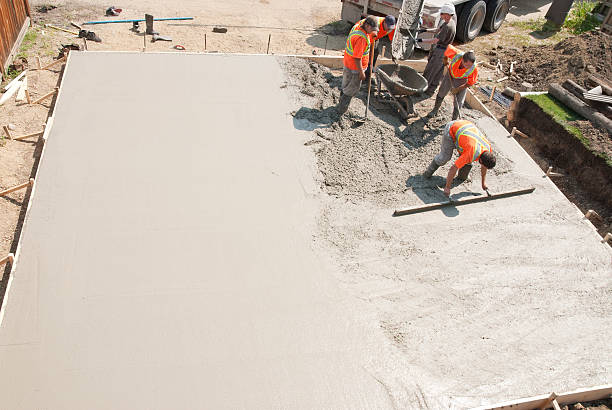 Best Best Concrete Contractor  in Yates Center, KS
